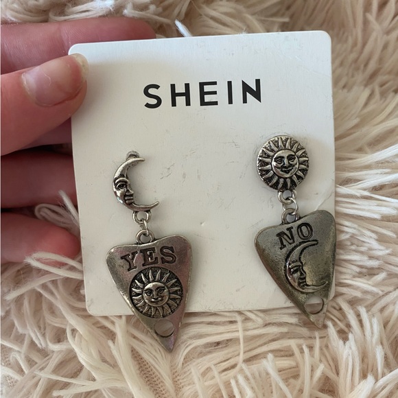 TAROT SHEIN EARRINGS - Picture 1 of 3
